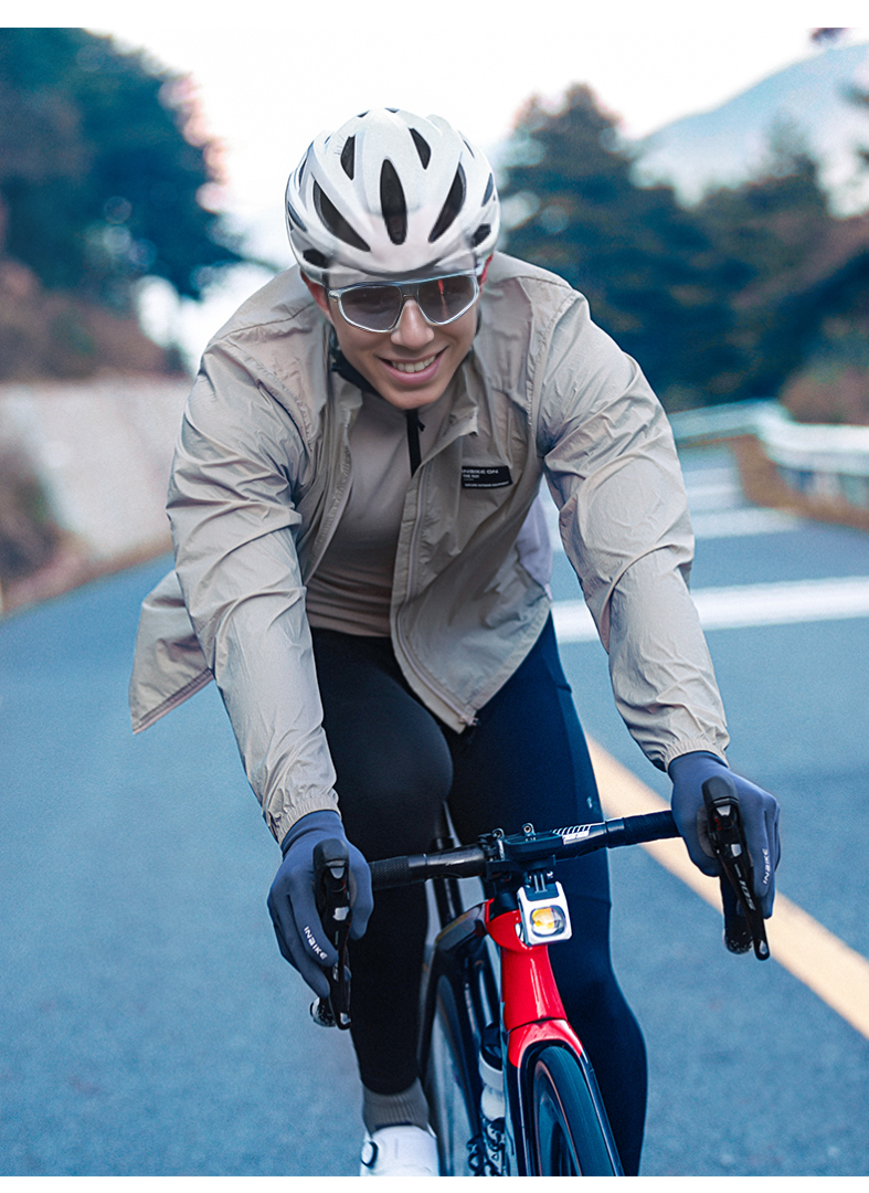 Cortaviento Lightweight X004 Inbike Unisex + Guantes de regalo