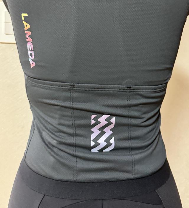 Tricota Corta Plume Z334 LAMEDA Mujer