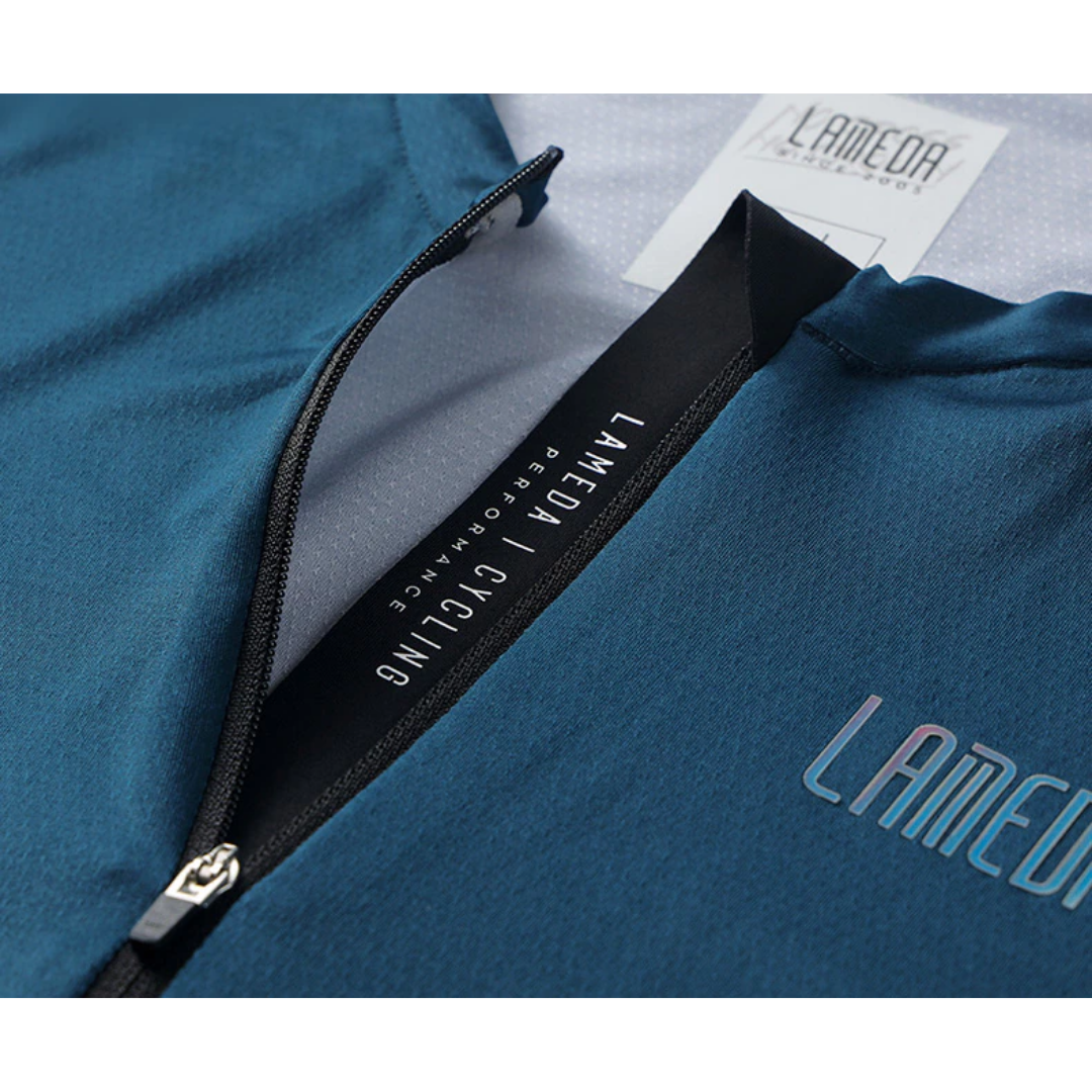 Tricota Dusk M016 Lameda